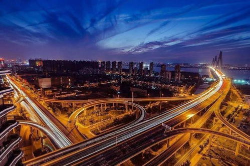 二环内城根下，天际线新颜初绽